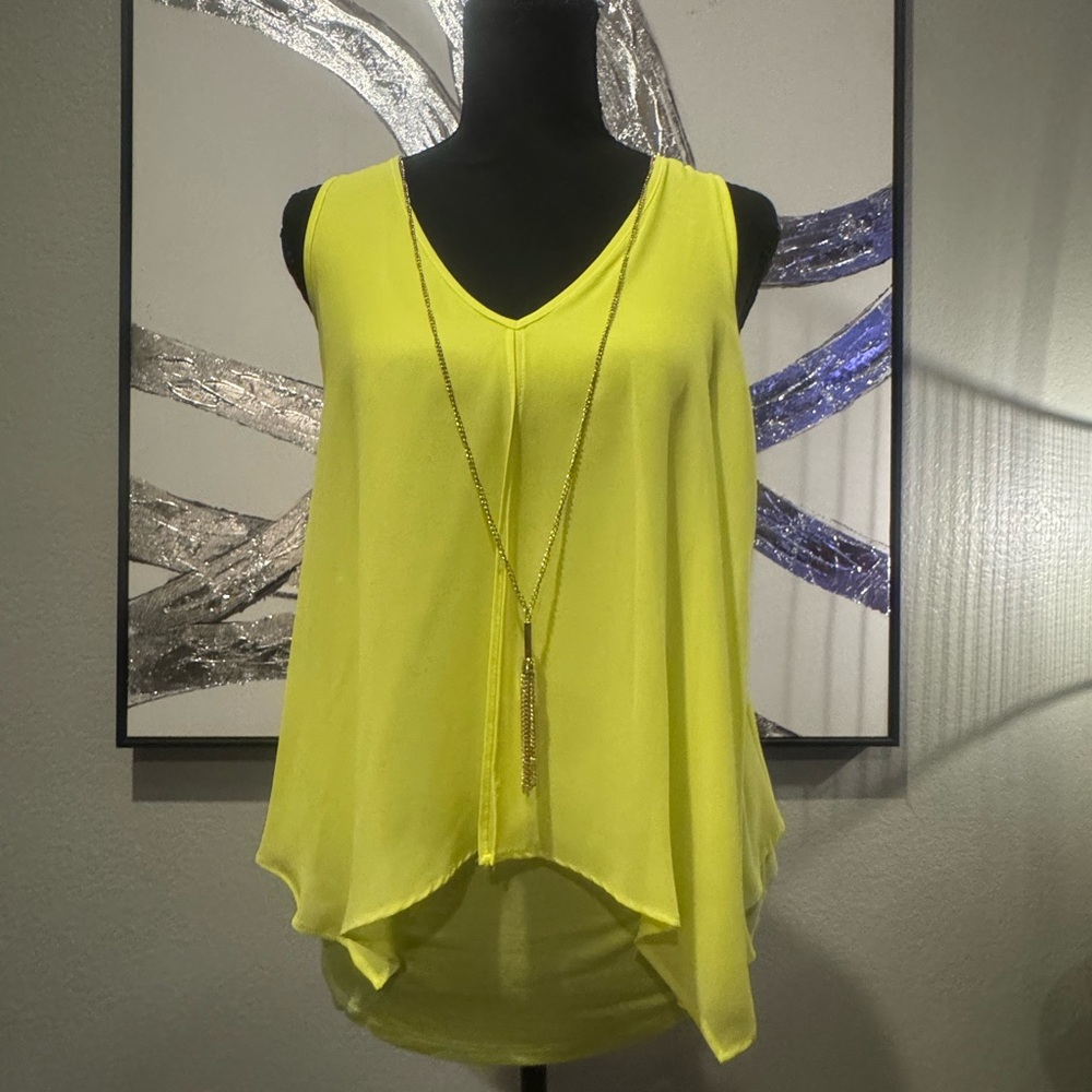 Vibrant Yellow Sleeveless Top with Gold Chain